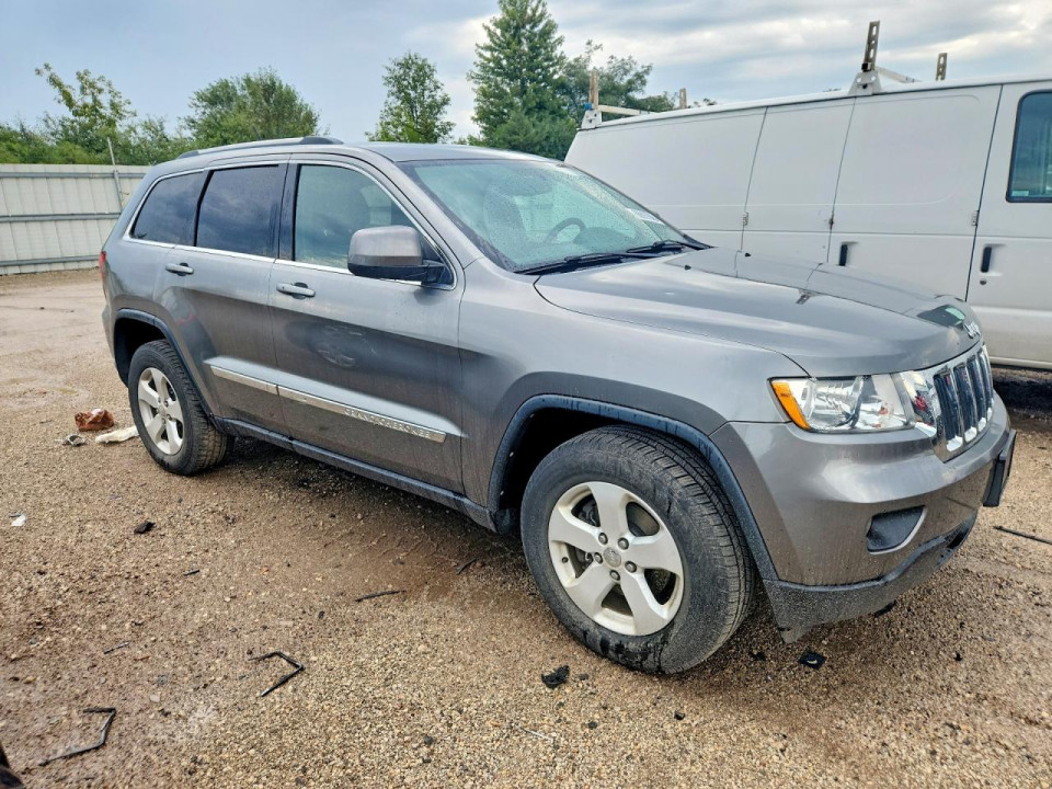 Jeep GRAND CHEROKEE LAREDO 2012 — Copart