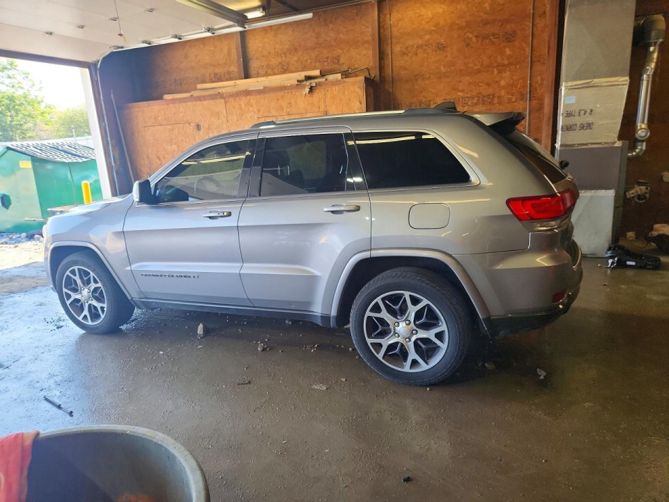 Jeep GRAND CHEROKEE LIMITED 2018 — Copart