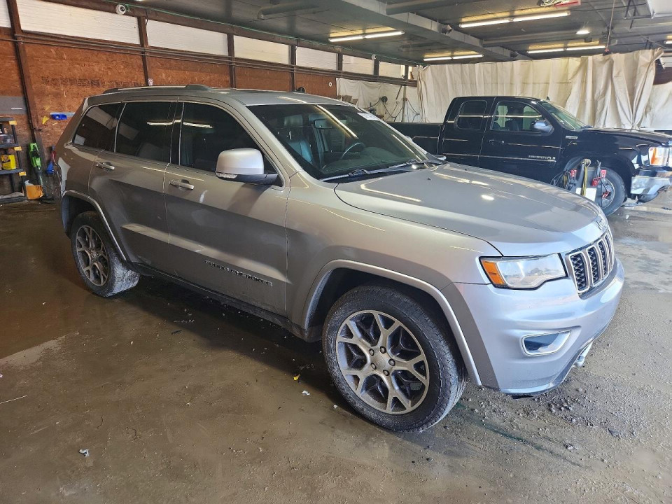 Jeep GRAND CHEROKEE LIMITED 2018 — Copart