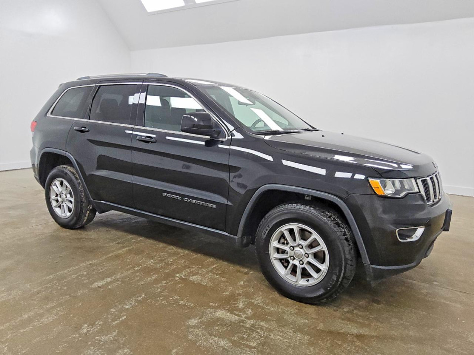 Jeep GRAND CHEROKEE LAREDO 2018 — Copart