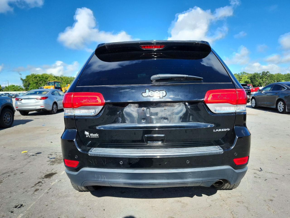 Jeep GRAND CHEROKEE LAREDO 2018 — Copart