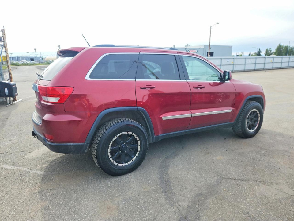 Jeep GRAND CHEROKEE LAREDO 2012 — Copart