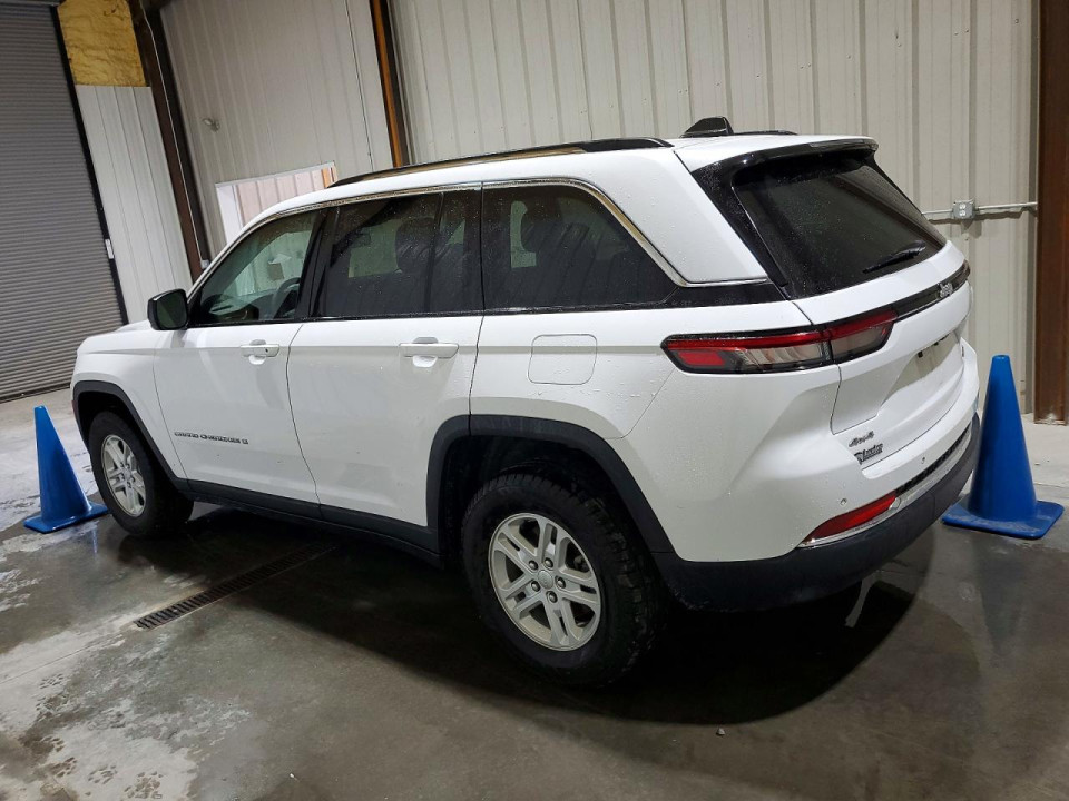 Jeep GRAND CHEROKEE LAREDO 2023 — Copart
