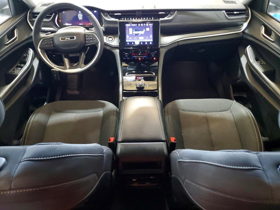 Jeep GRAND CHEROKEE LAREDO 2023 — Copart