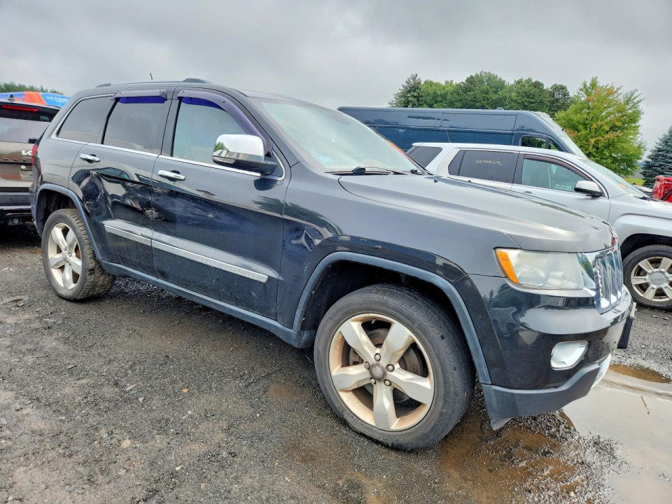 Jeep GRAND CHEROKEE OVERLAND 2012 — Copart