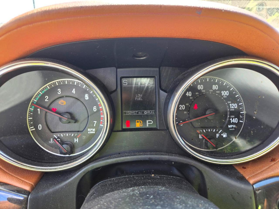Jeep GRAND CHEROKEE OVERLAND 2012 — Copart