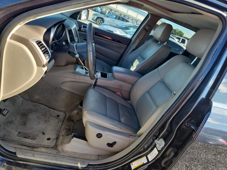 Jeep GRAND CHEROKEE LAREDO 2012 — Copart