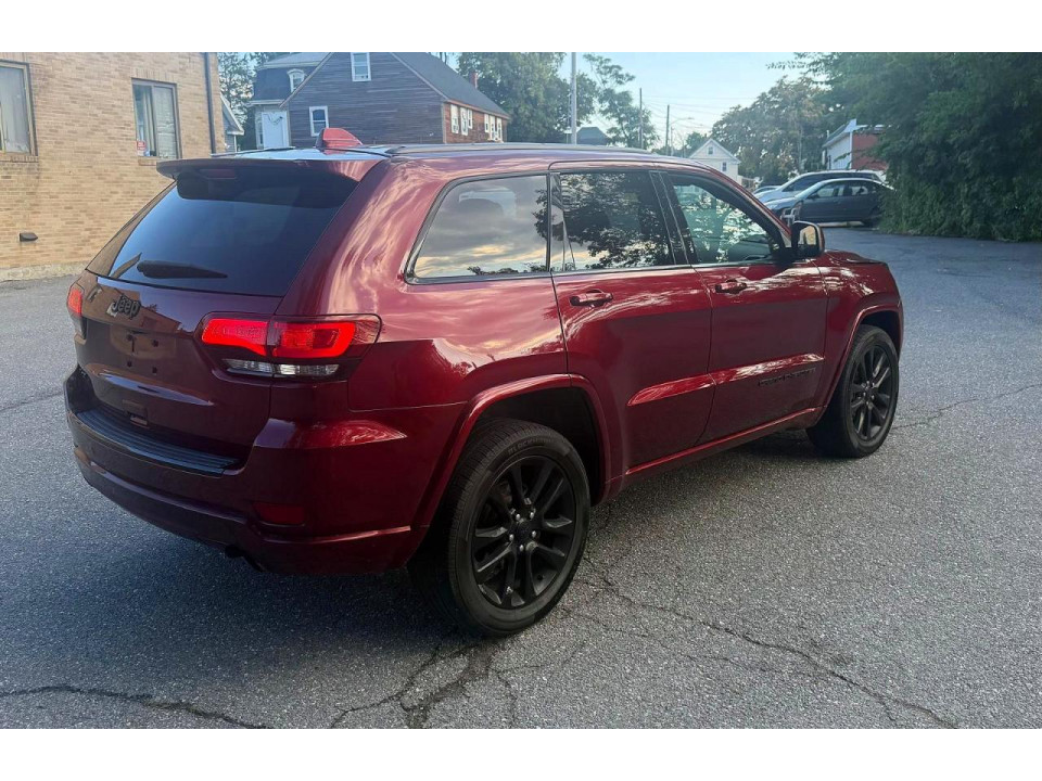 Jeep GRAND CHEROKEE LAREDO 2018 — Copart