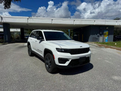 Jeep GRAND CHEROKEE LIMITED 2023