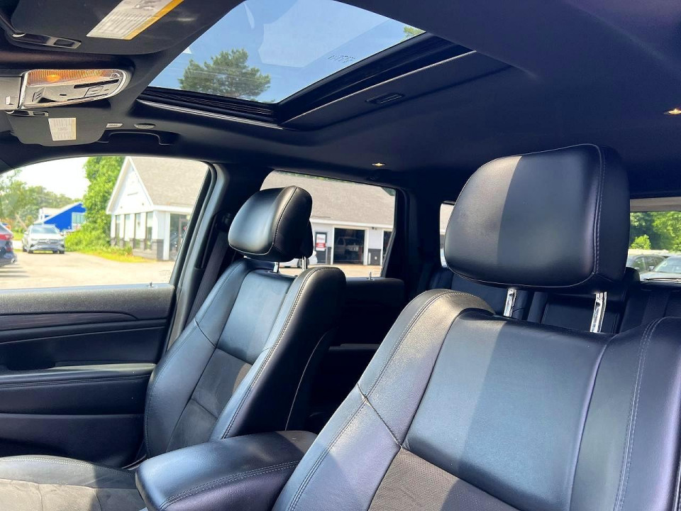 Jeep GRAND CHEROKEE LAREDO 2021 — Copart