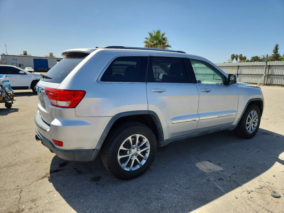 Jeep GRAND CHEROKEE OVERLAND 2015 — Copart