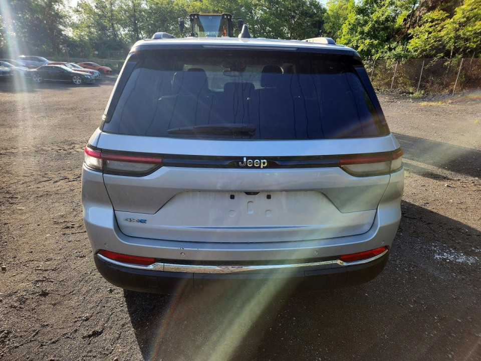 Jeep GRAND CHEROKEE LIMITED 4XE 2023 — Copart