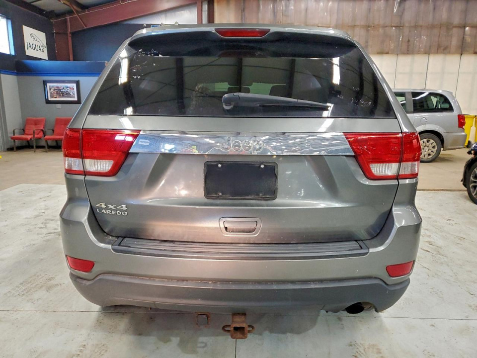 Jeep GRAND CHEROKEE LAREDO 2012 — Copart