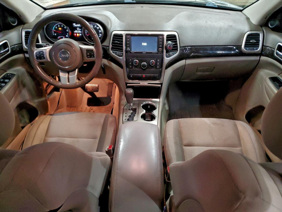 Jeep GRAND CHEROKEE LAREDO 2012 — Copart