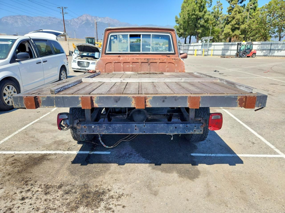 Jeep JEEP TRUCK J10 1982 — Copart