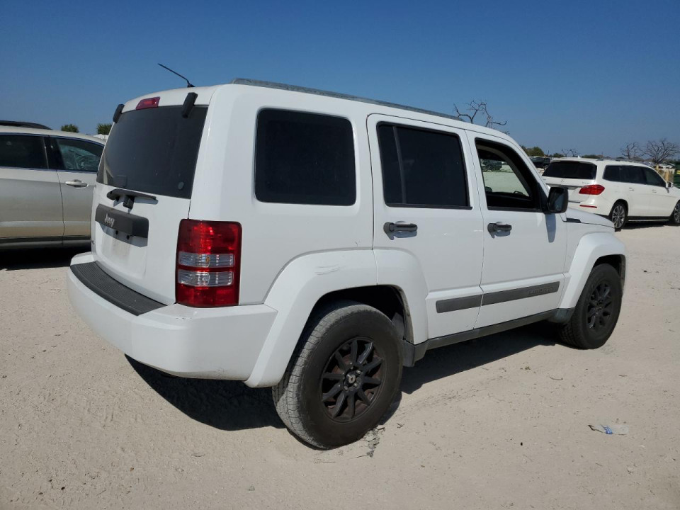 Jeep LIBERTY 2011 — Copart