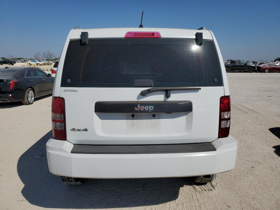 Jeep LIBERTY 2011 — Copart