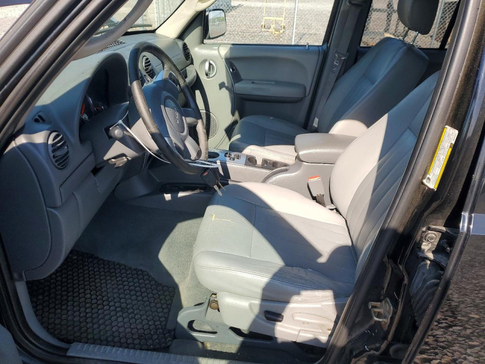 Jeep LIBERTY 2005 — Copart