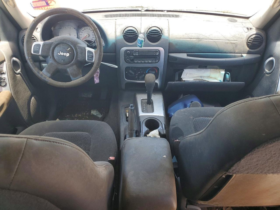 Jeep LIBERTY 2004 — Copart