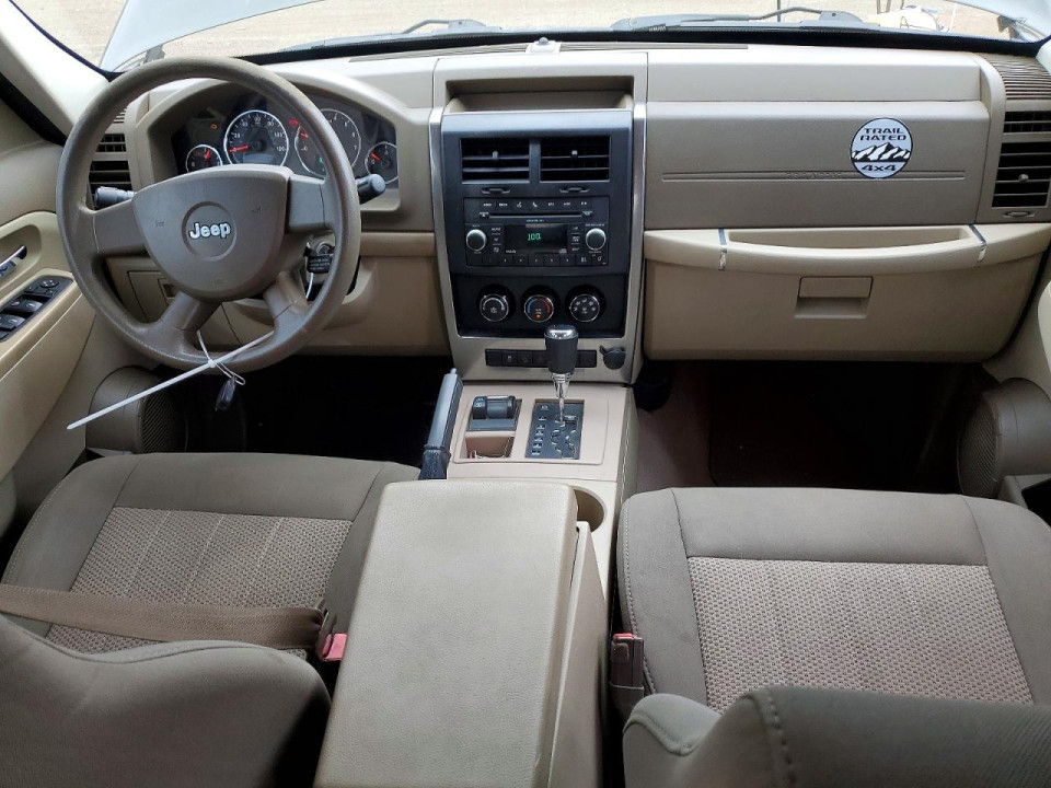 Jeep LIBERTY 2010 — Copart
