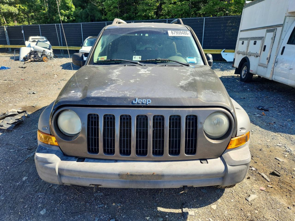 Jeep LIBERTY 2005 — Copart