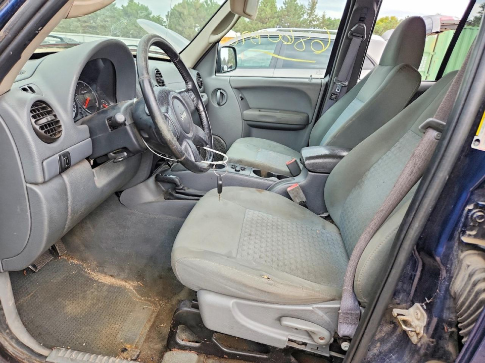 Jeep LIBERTY 2005 — Copart