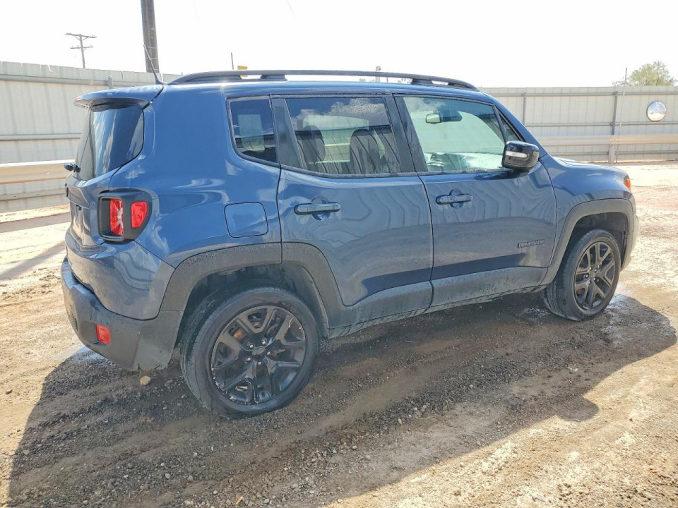 Jeep RENEGADE ALTITUDE 2022 — Copart