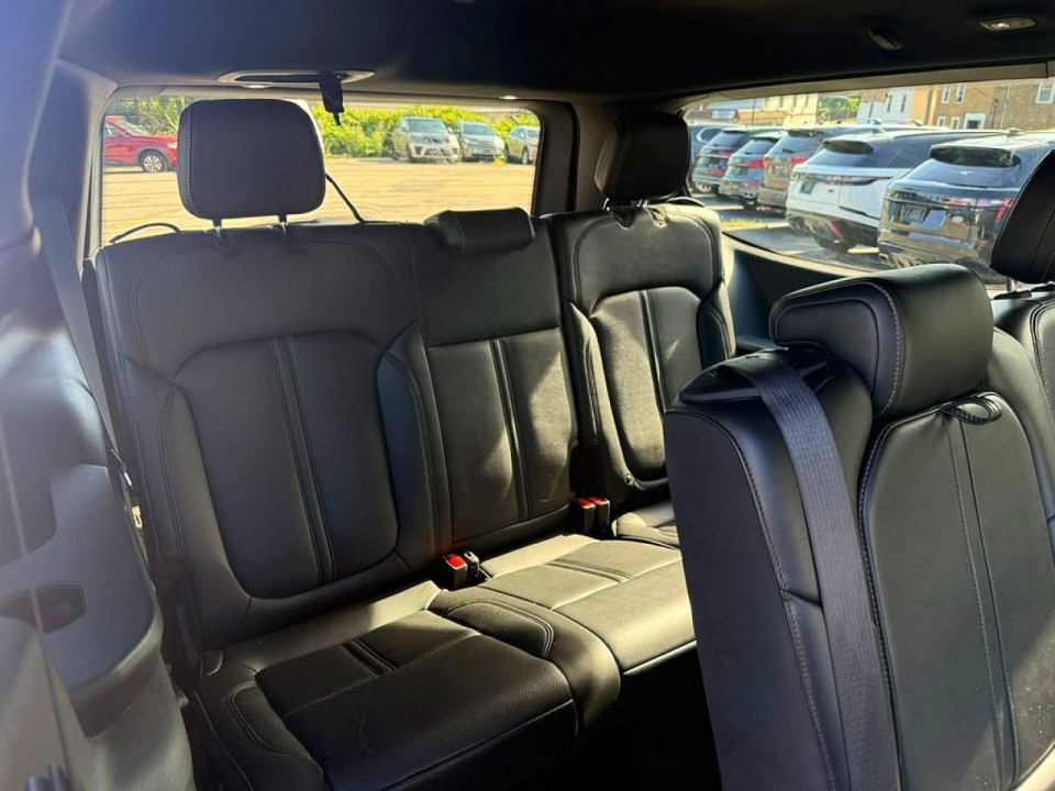 Jeep WAGONEER 2022 — Copart