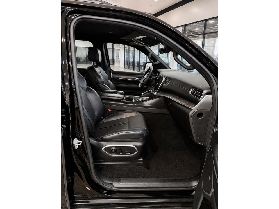 Jeep WAGONEER 2024 — Copart