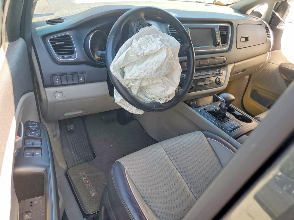 Kia SEDONA LX 2017 — Copart