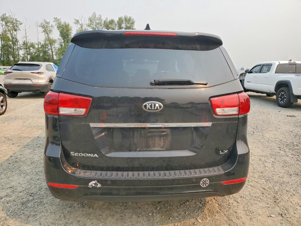 Kia SEDONA LX 2015 — Copart