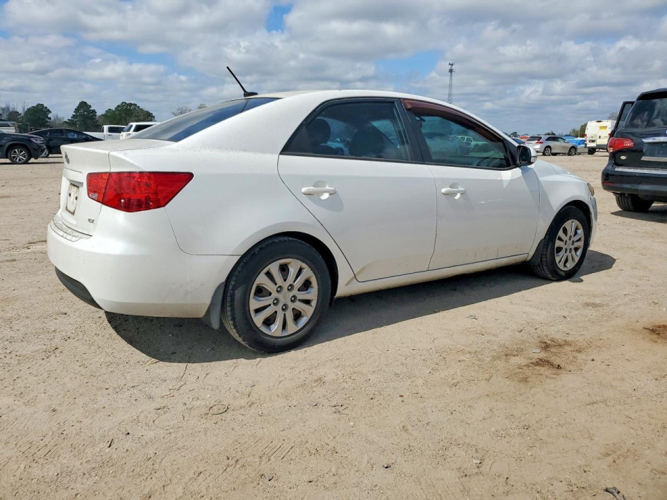 Kia FORTE 2012 — Copart