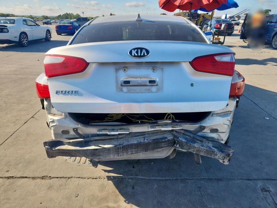 Kia FORTE 2015 — Copart