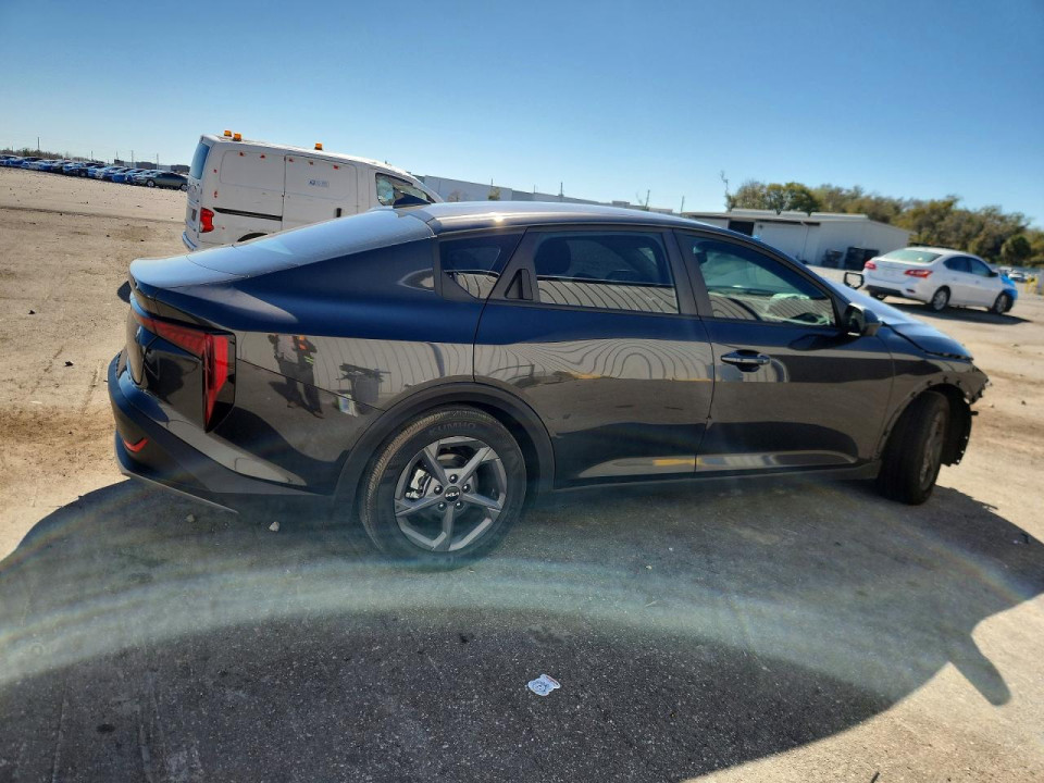 Kia K4 LXS 2025 — Copart
