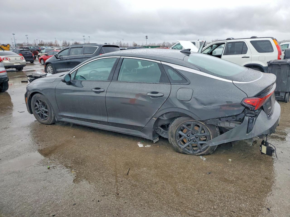 Kia K5 2025 — Copart