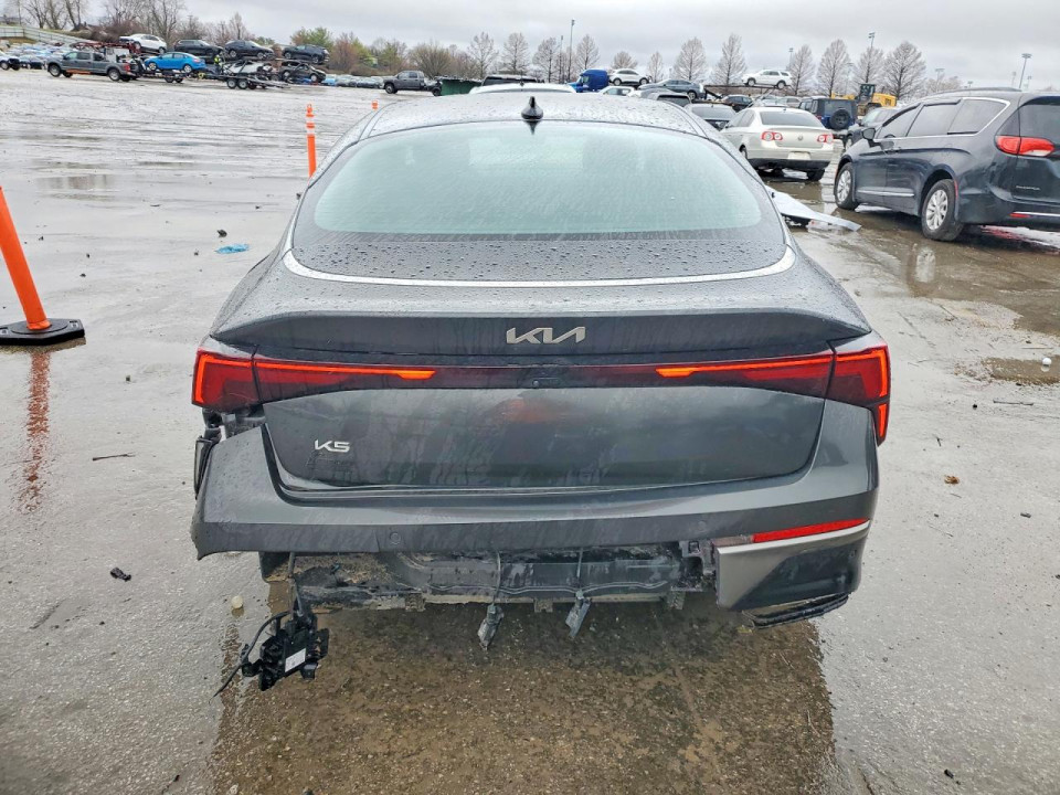 Kia K5 2025 — Copart