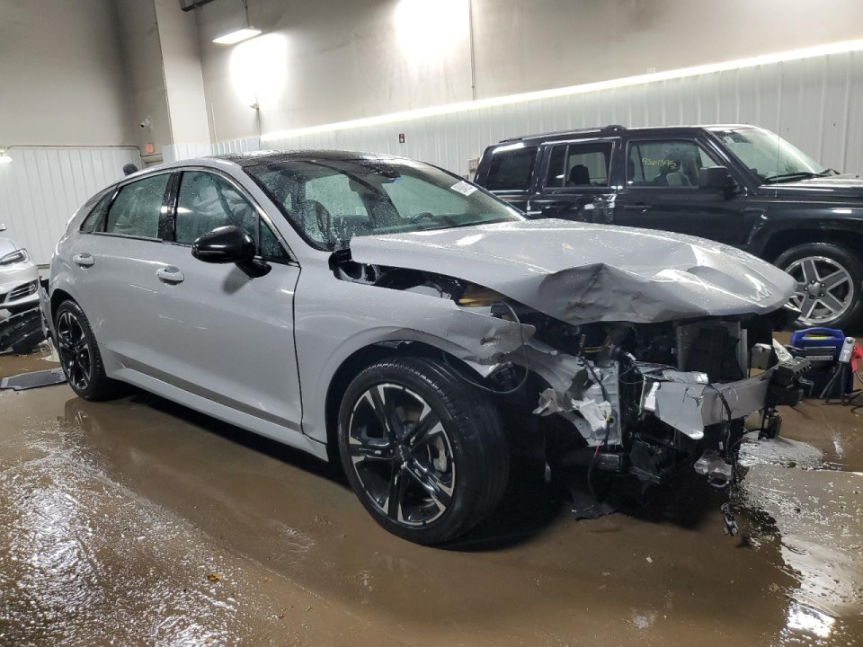 Kia K5 2024 — Copart