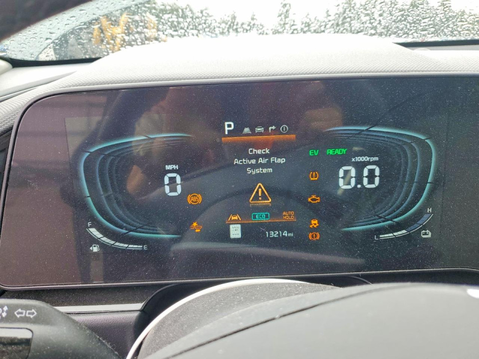 Kia NIRO 2024 — Copart