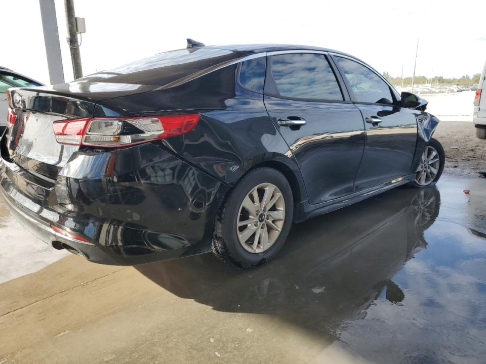 Kia OPTIMA 2017 — Copart
