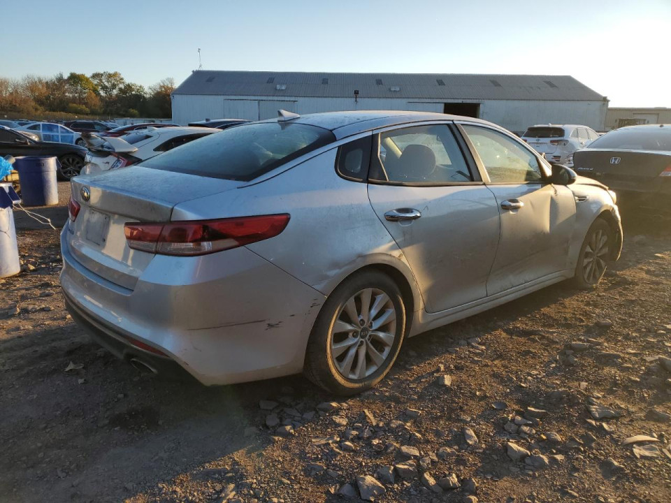 Kia OPTIMA 2017 — Copart