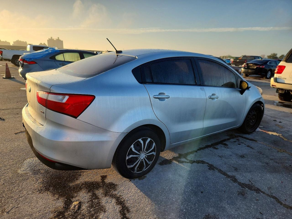Kia RIO LX AUT 2016 — Copart