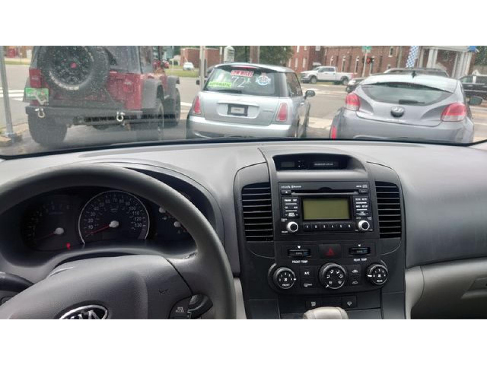 Kia SEDONA LX 2012 — Copart