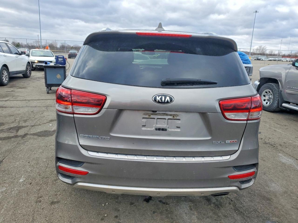 Kia SORENTO 2016 — Copart