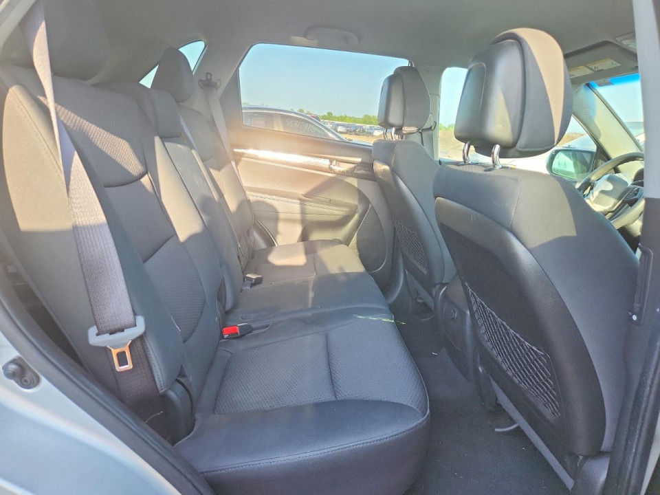 Kia SORENTO 2011 — Copart