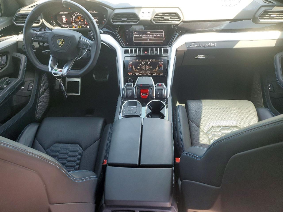Lamborghini URUS 2022 — Copart