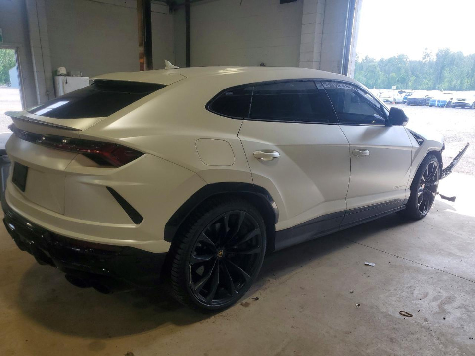 Lamborghini URUS 2021 — Copart