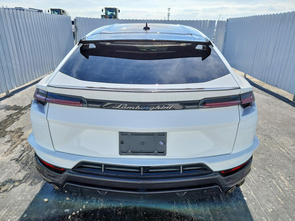 Lamborghini URUS PERFORMANTE 2024 — Copart