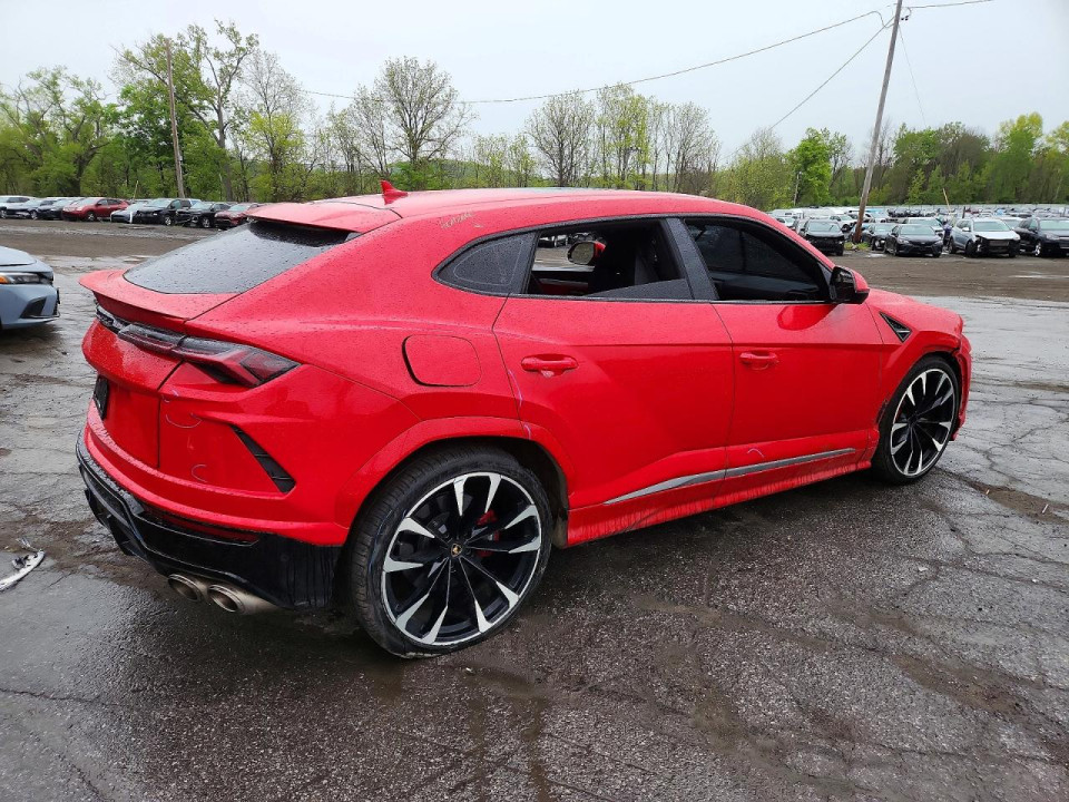 Lamborghini URUS 2022 — Copart