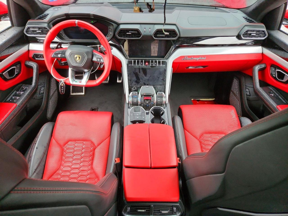 Lamborghini URUS 2022 — Copart
