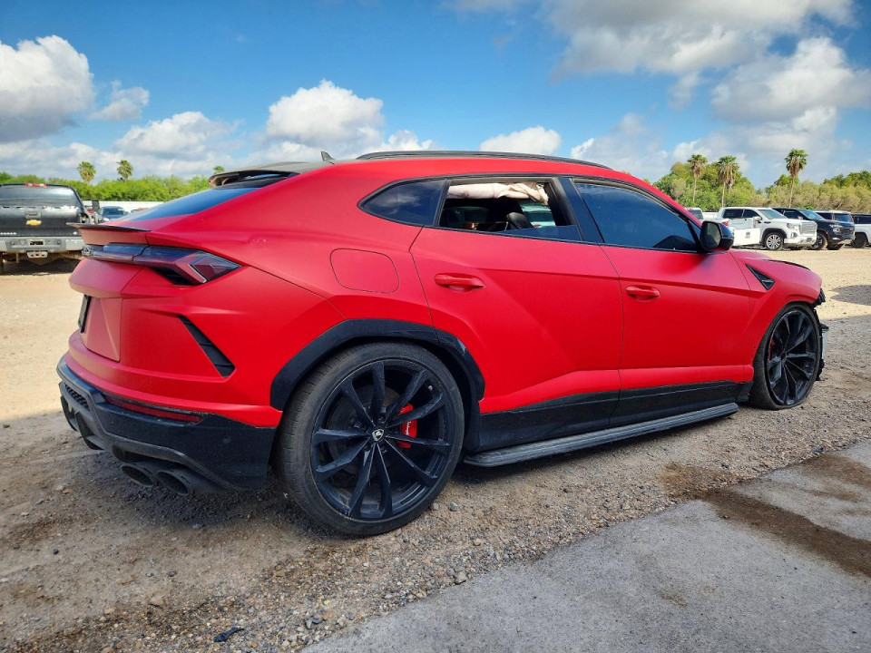 Lamborghini URUS 2019 — Copart